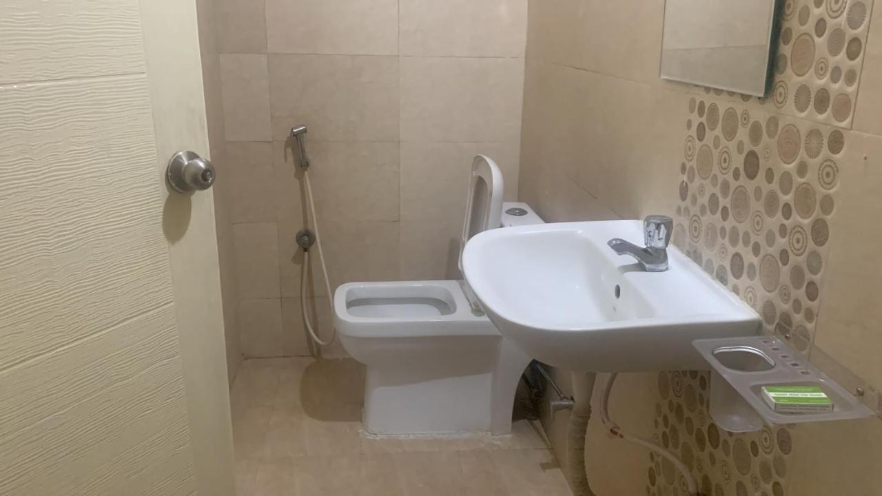 Homewood Suites Haiderabad Buitenkant foto