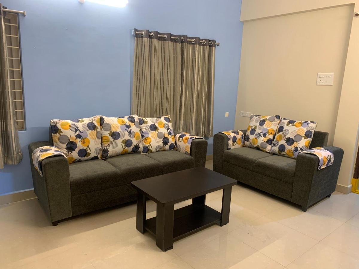Homewood Suites Haiderabad Buitenkant foto